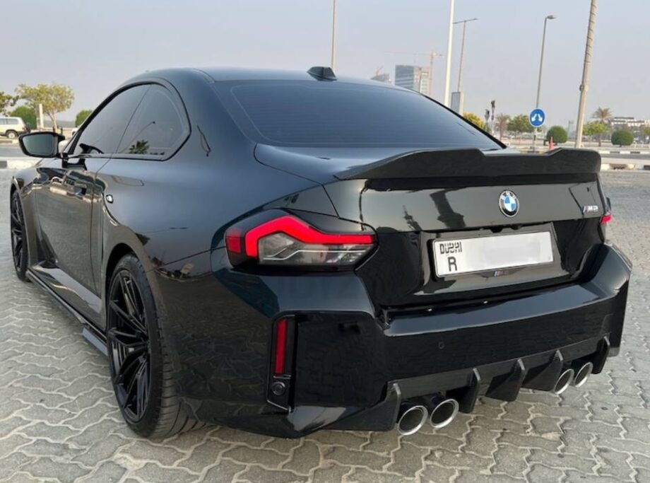 Aggressive carbo rear spoiler on BMW M2 G87