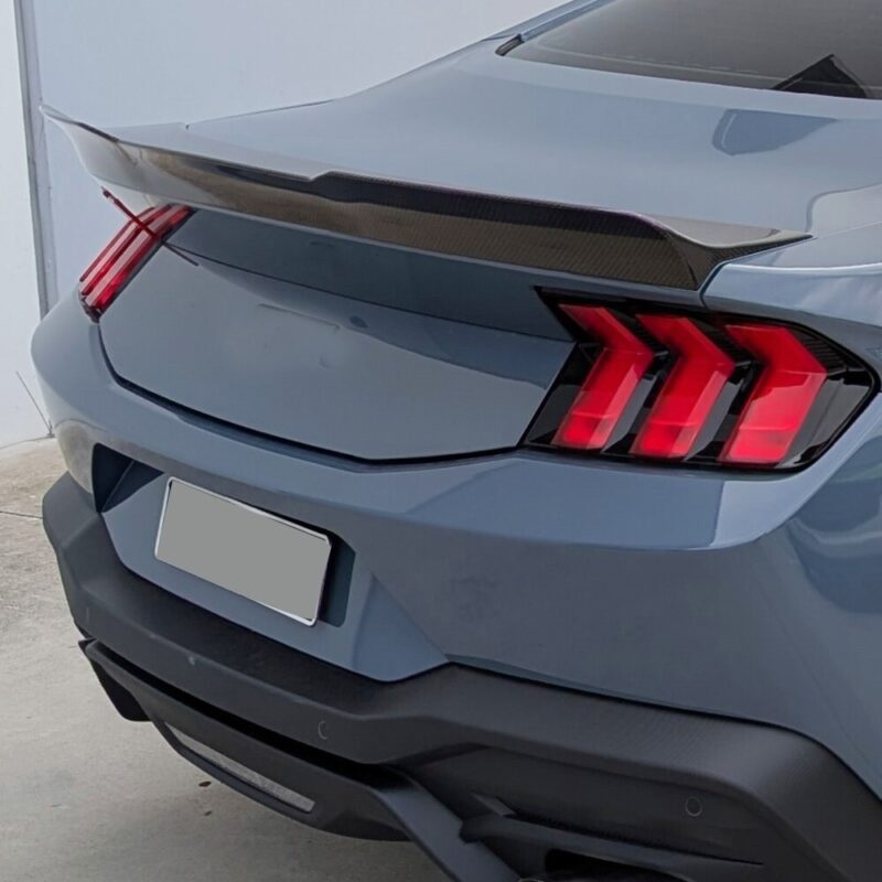 Installed S650 Dark Horse carbon fiber spoiler