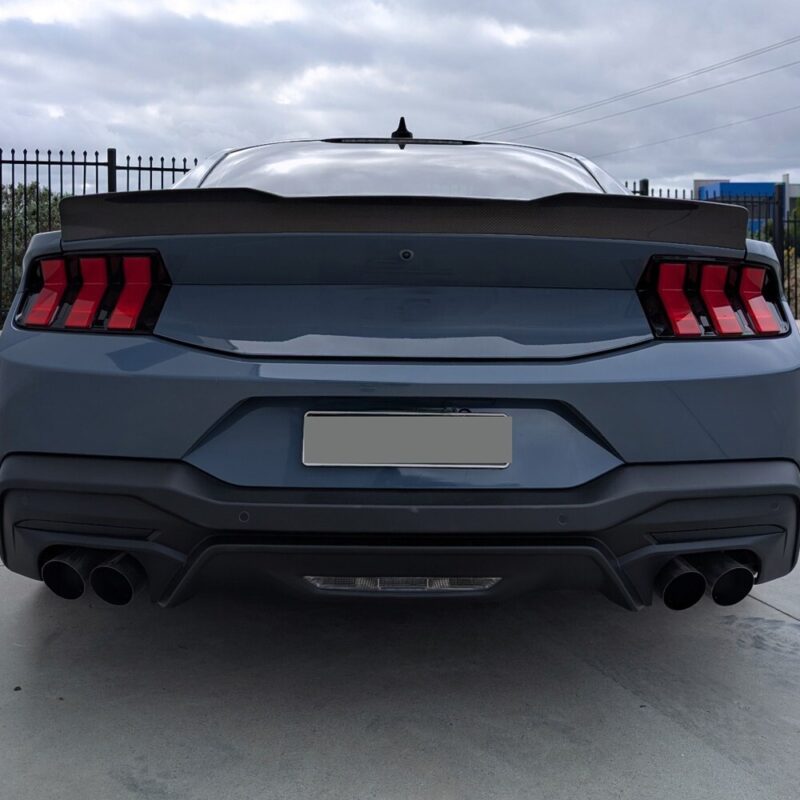 Ford Mustang (S650) Dark Horse carbon spoiler
